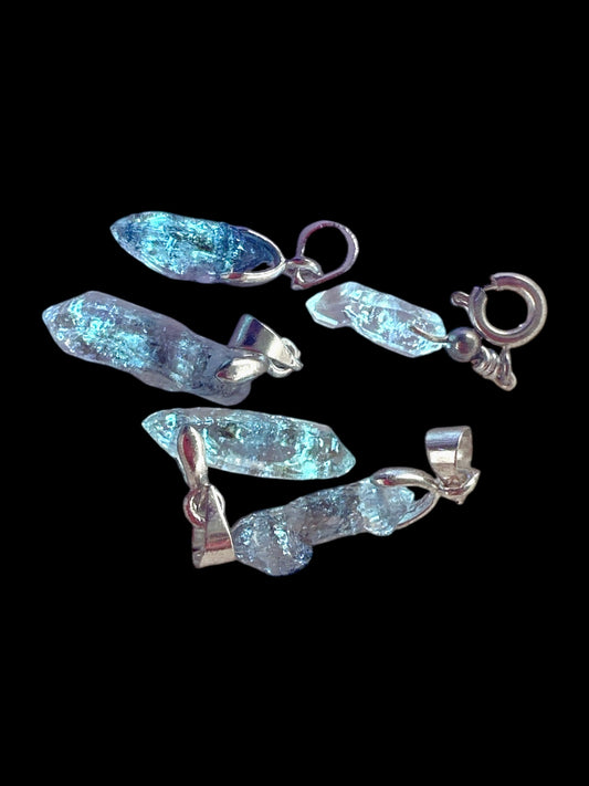 Heikermen Diamond with Skeleton UV Reactive Natural Crystal Pendant - REIKI LUNAS, CRAFTS & ARTISAN