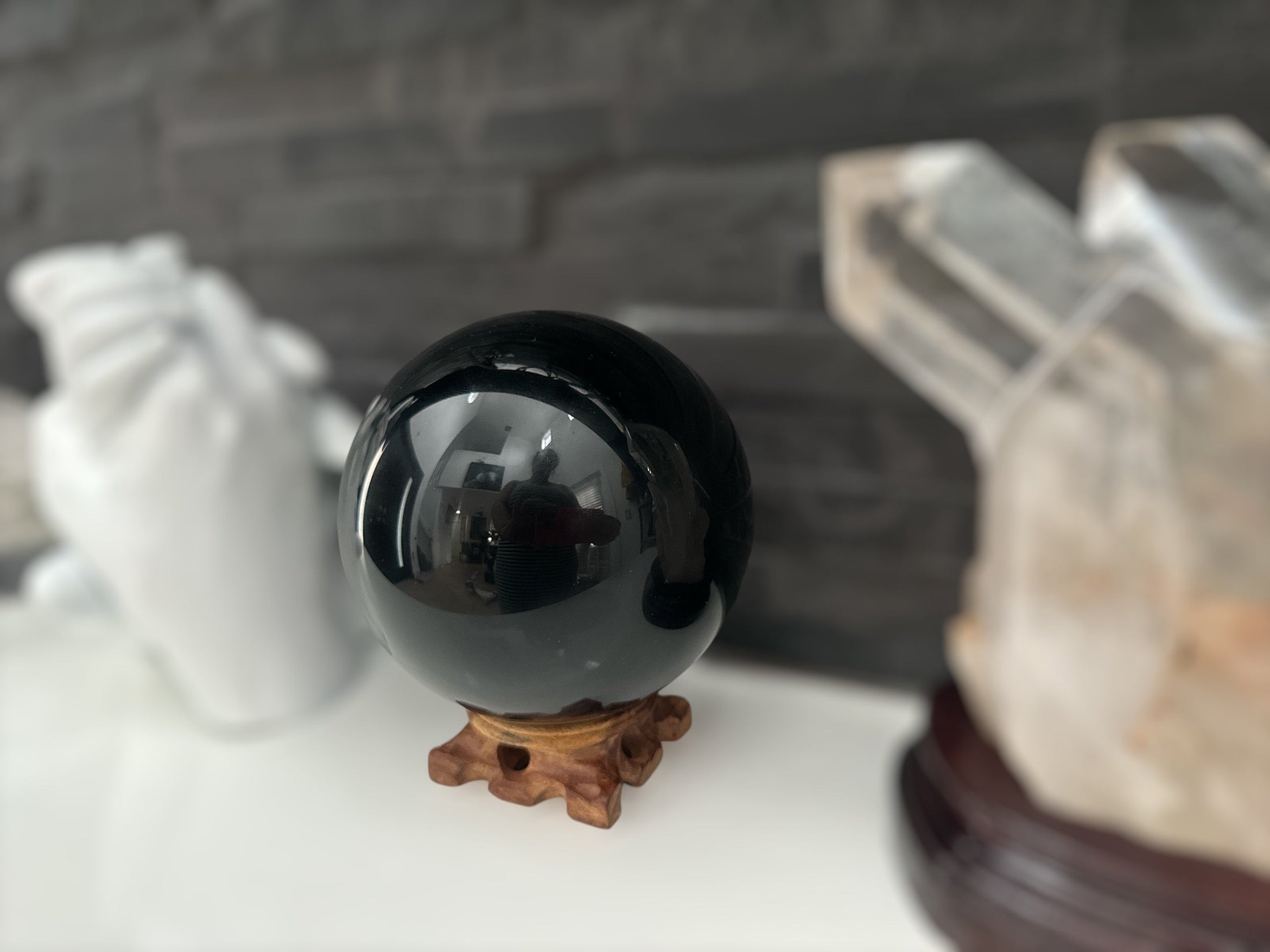Obsidian Sphere - REIKI LUNAS, CRAFTS & ARTISAN