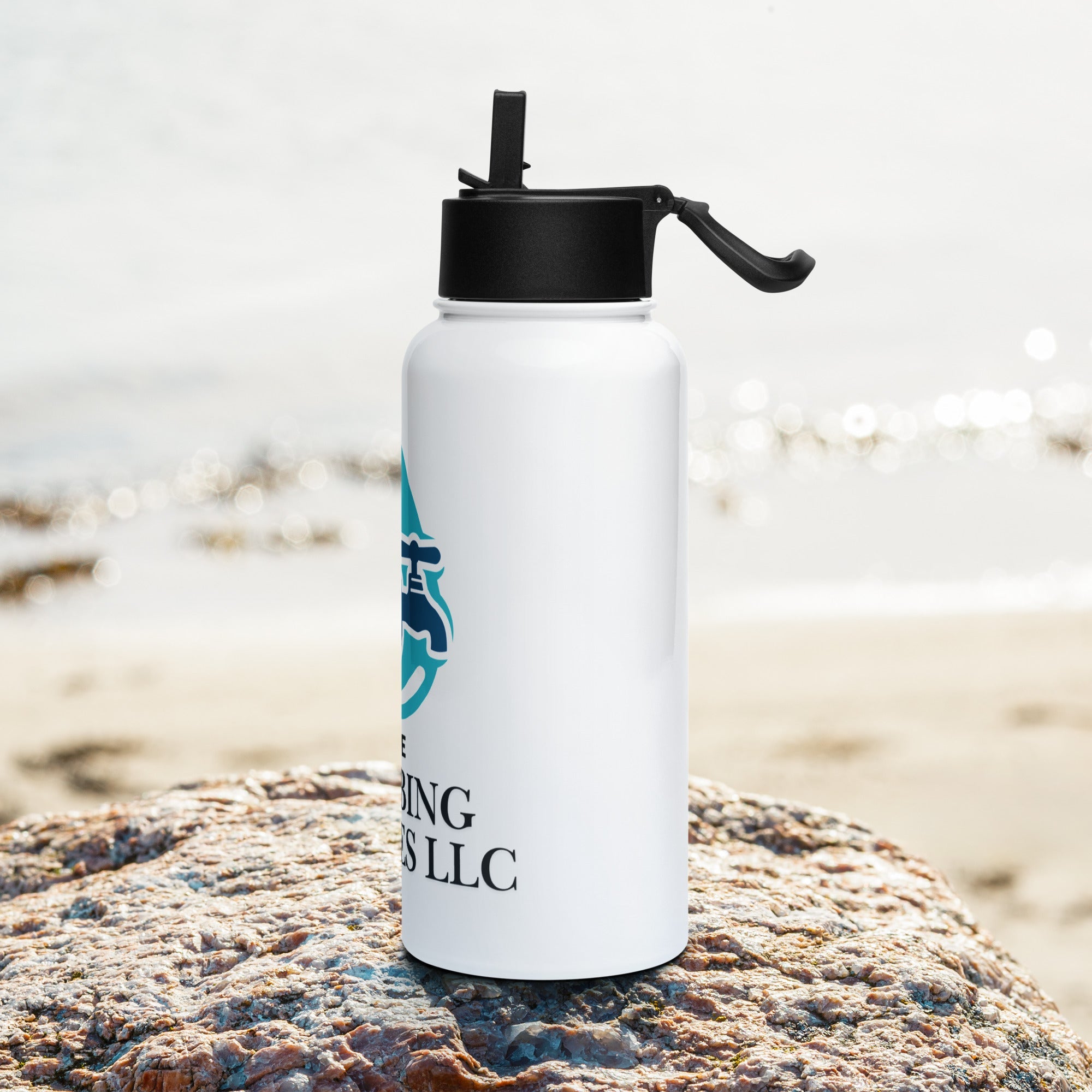 Stainless steel water bottle with a straw lid - ALBE - REIKI LUNAS, CRAFTS & ARTISAN