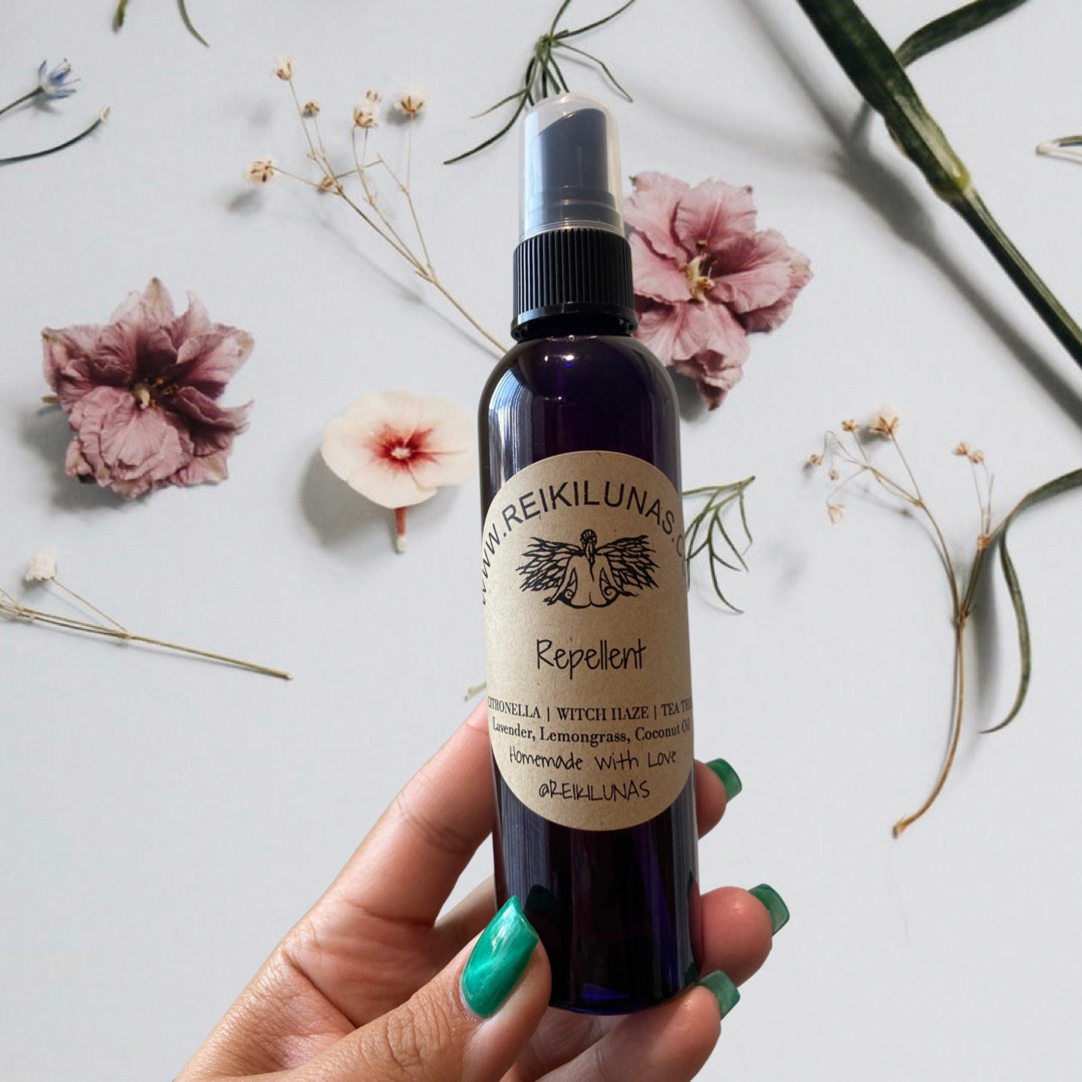Bug Repellent 4 oz Spray - Blu Lunas Shoppe