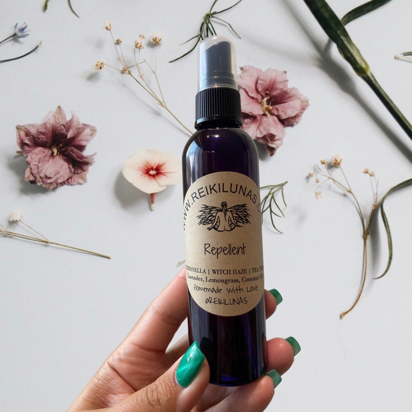 Bug Repellent 4 oz Spray - Blu Lunas Shoppe
